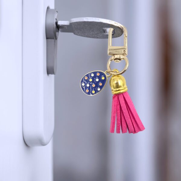 Blue Easter Egg with Danglar