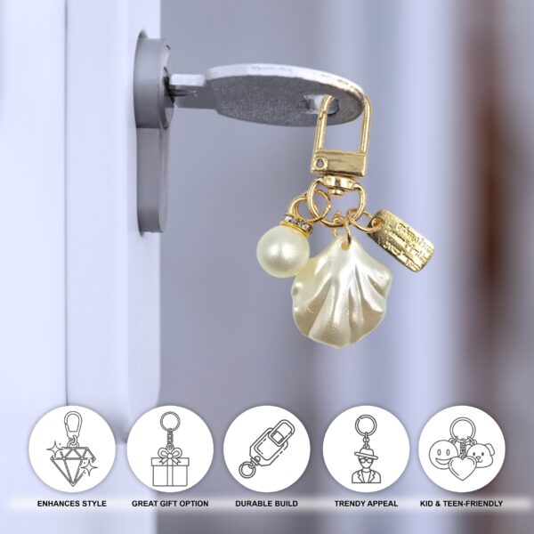 Wavy Shell & Pearl Drop Keychain