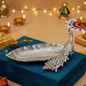 Aluminium Casting with silvet antique Tray With Peacock